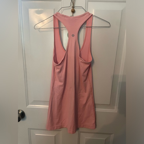 Lululemon light pink racerback top perfect condition size small - Picture 4 of 5